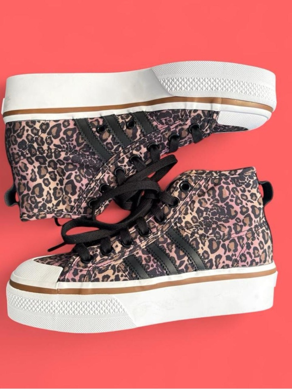 Women’s Adidas Nizza Platform Mid sneakers